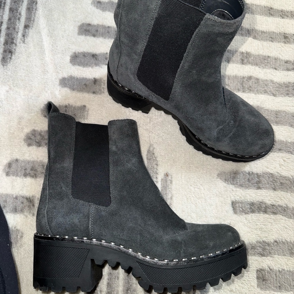Stylish Gray Suede Ankle Boots